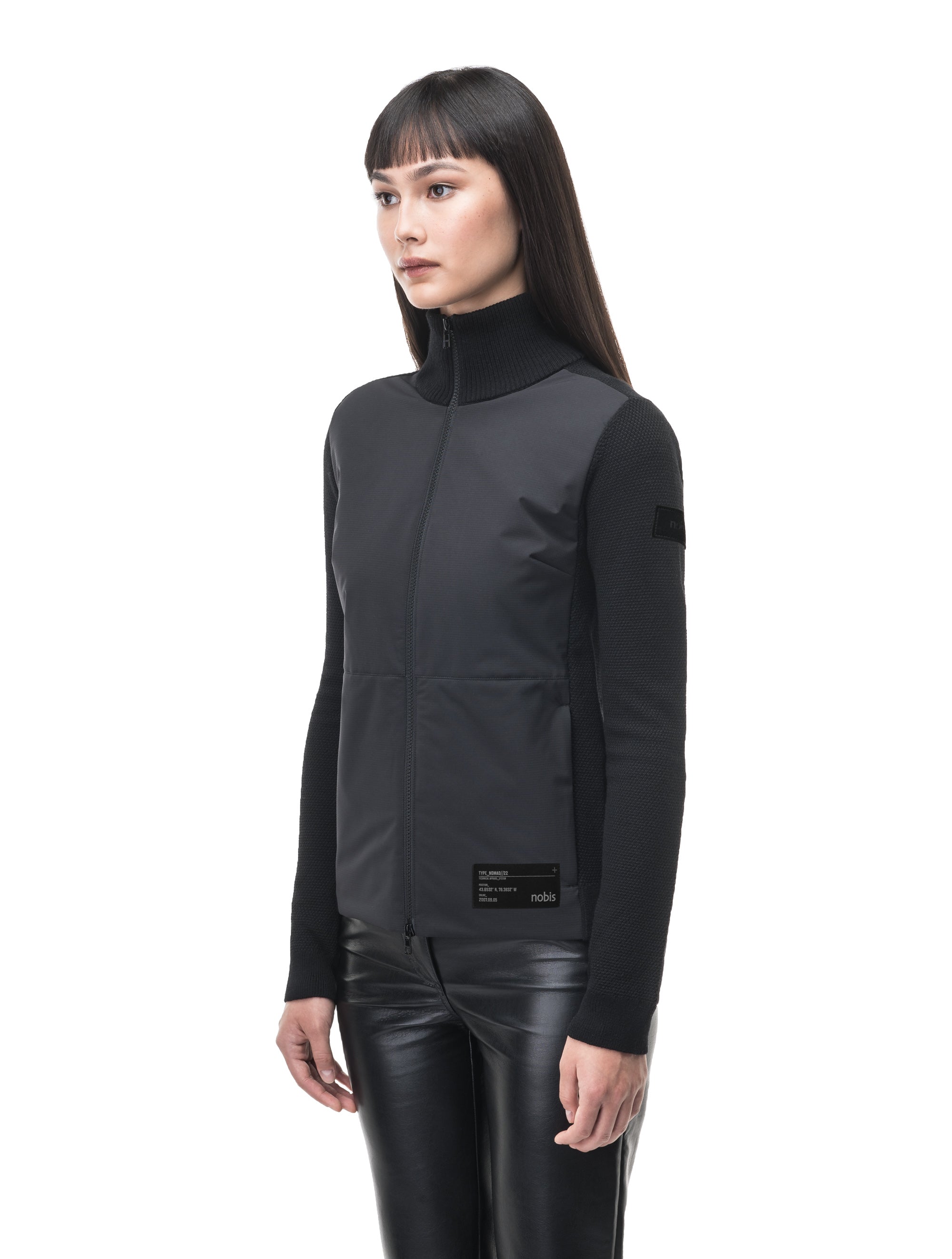 いわ Evo Women's Performance Full Zip Sweater – Nobis - Canada