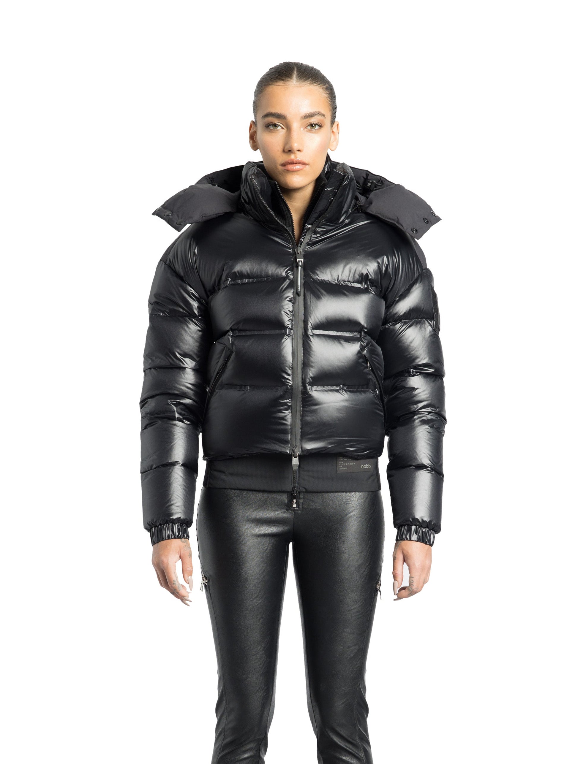 Tempus Women's Performance Short Puffer Jacket – Nobis Canada