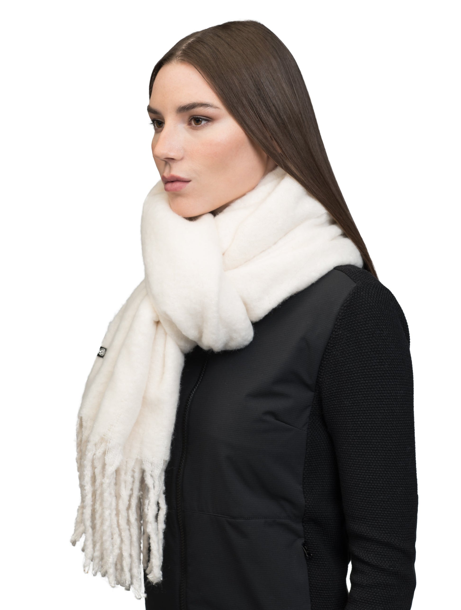 Unisex scarf with fringed ends in Chalk