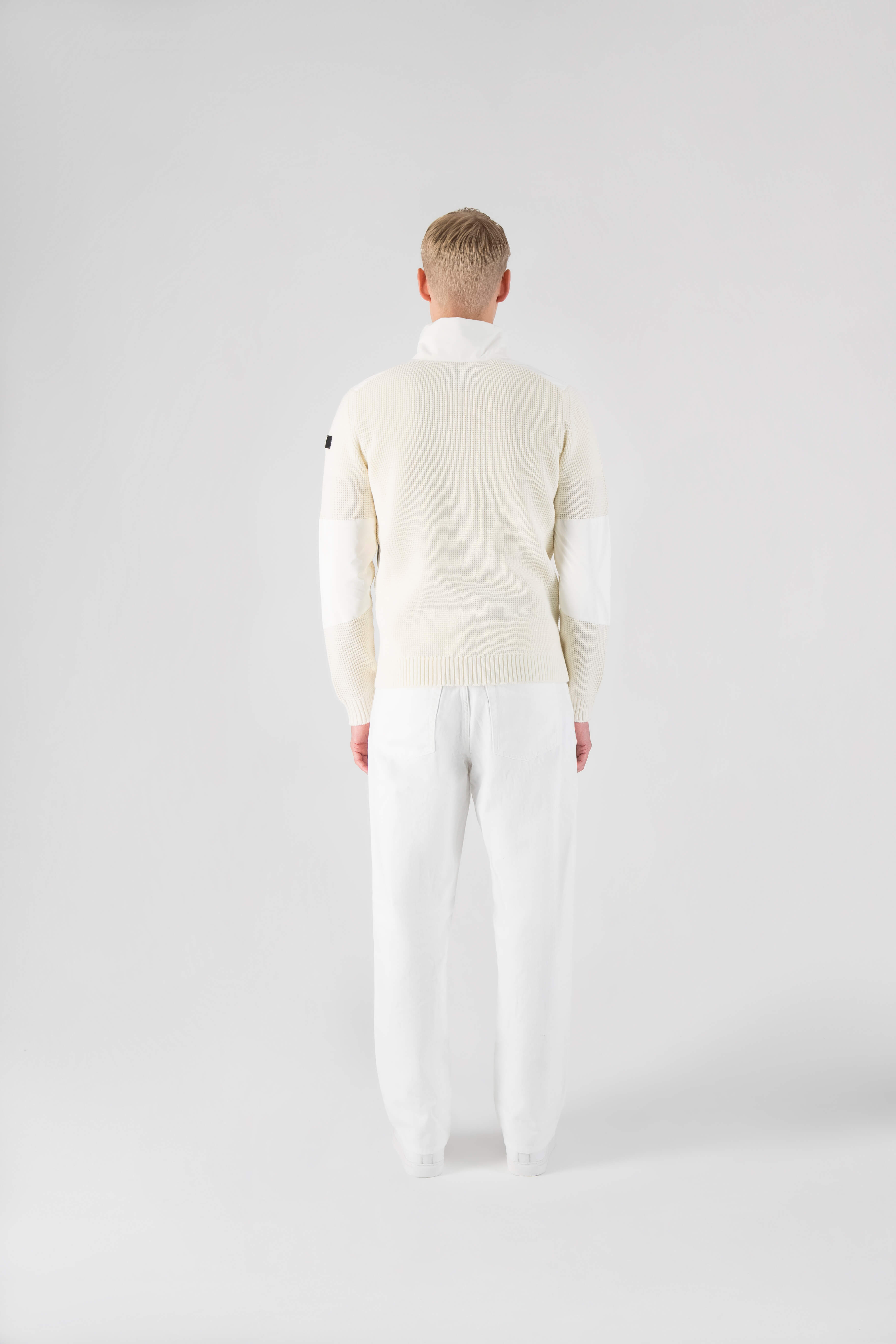 Wai Men's Performance Half Zip Sweater – Nobis - Canada