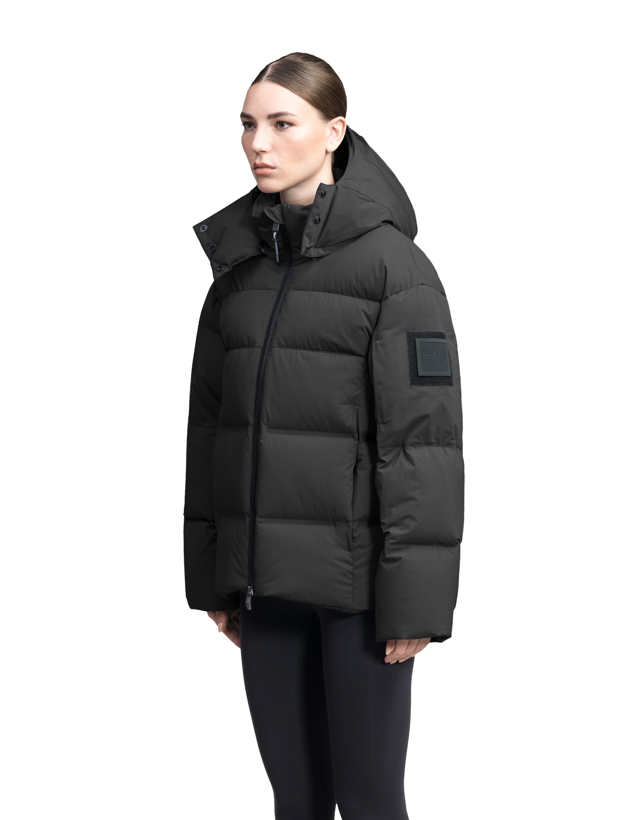 Una Women s Performance Puffer Black XXS